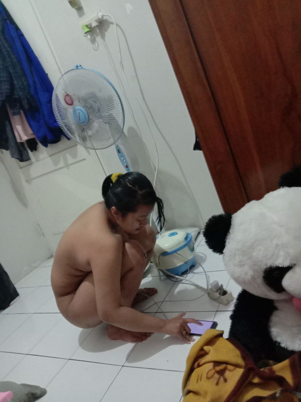 Ajeng Esema Tobrut Ngewe Dirumah Kosong - Foto 23