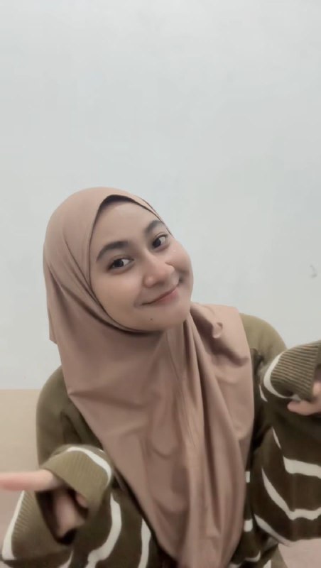 Bidan Rita Meriang Merindukan Kasih Sayang - Foto 3