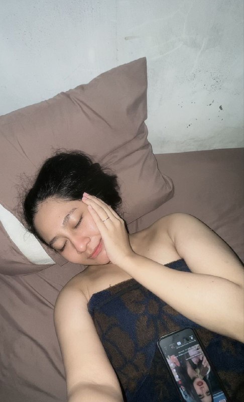 Bidan Rita Meriang Merindukan Kasih Sayang - Foto 4