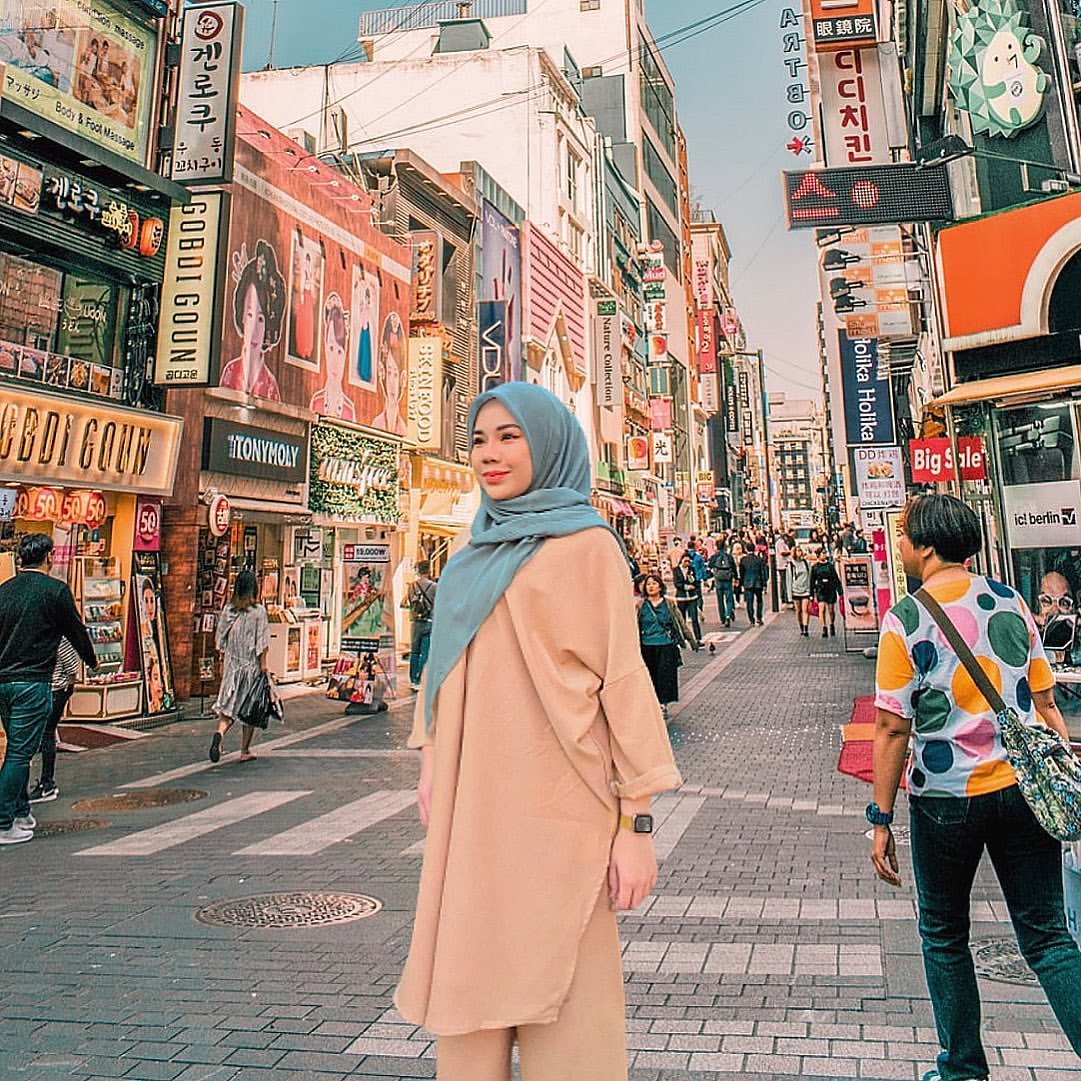 Zirah Jamal Mahasiswi Politeknik Penerbangan Viral - Foto 23