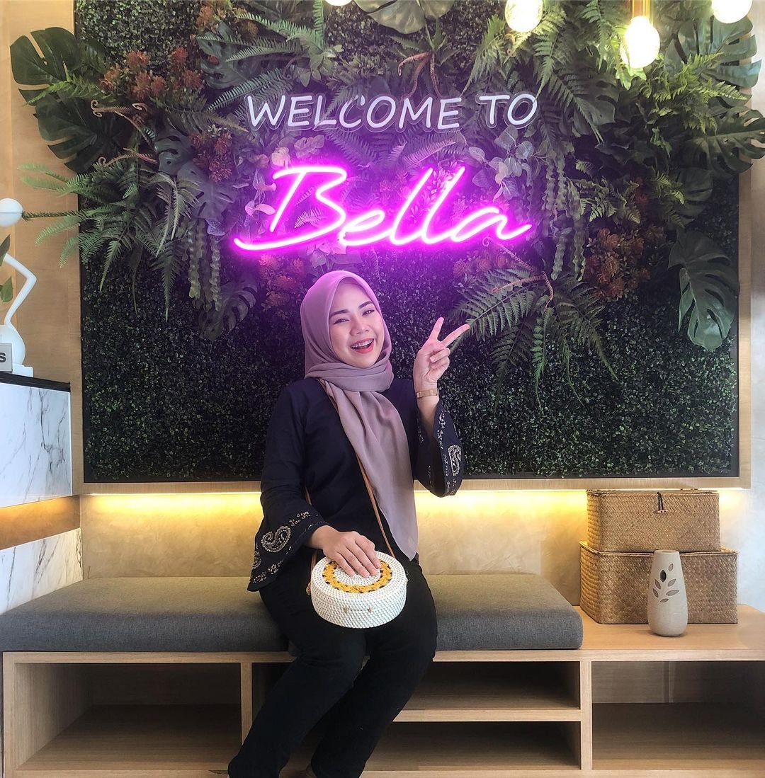 Zirah Jamal Mahasiswi Politeknik Penerbangan Viral - Foto 32