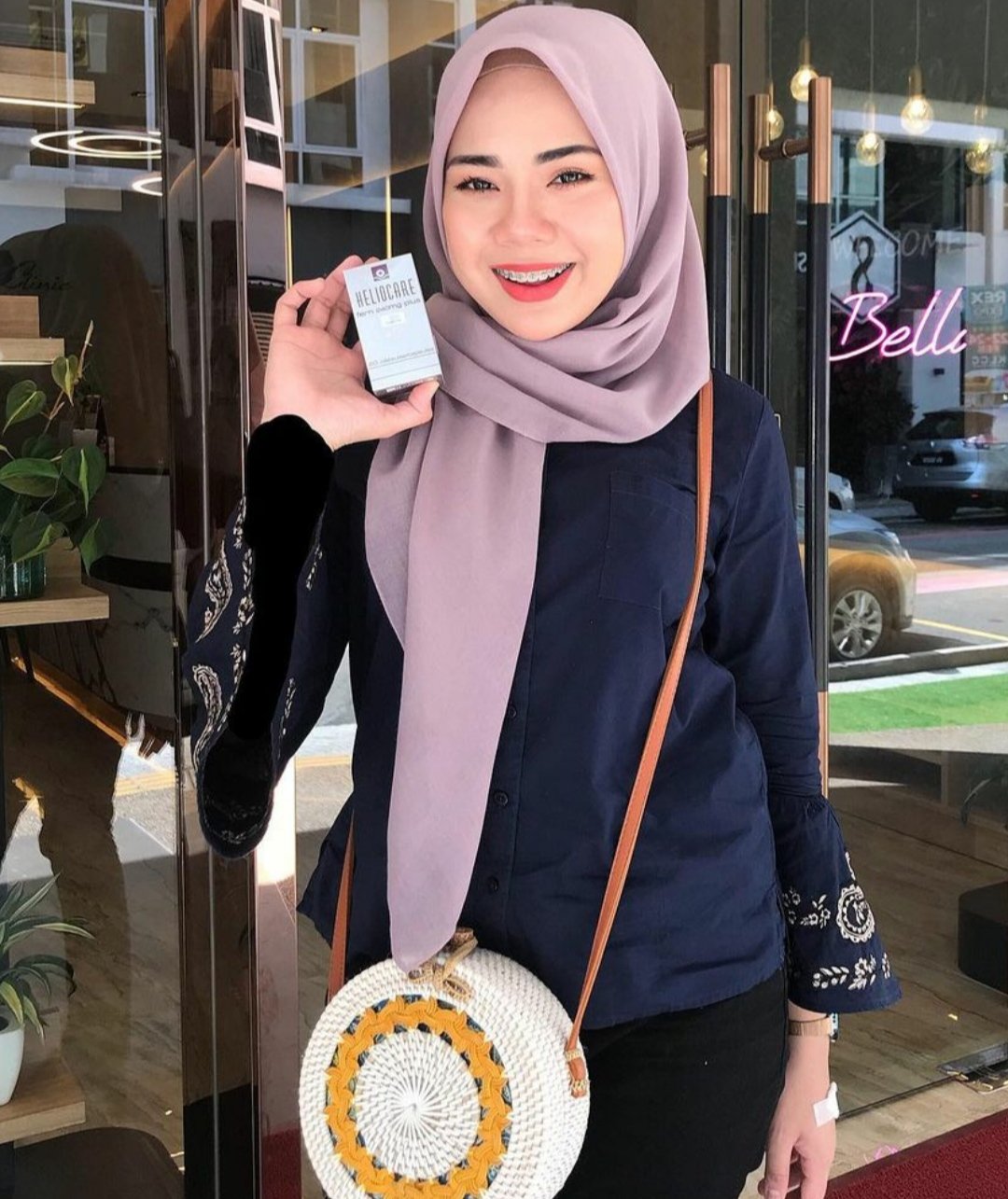 Zirah Jamal Mahasiswi Politeknik Penerbangan Viral - Foto 74