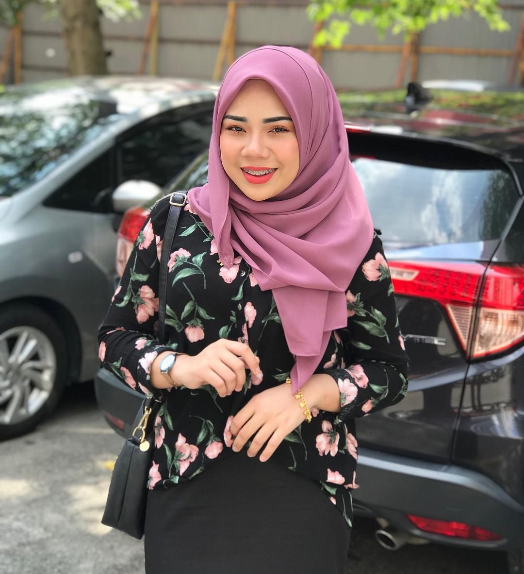 Zirah Jamal Mahasiswi Politeknik Penerbangan Viral - Foto 89