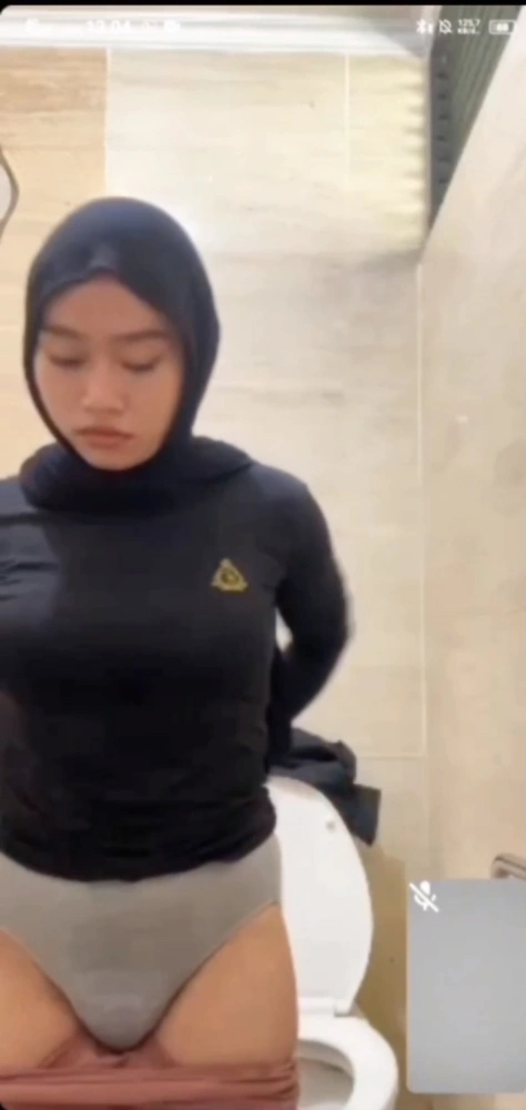Dinda Colmek Vcs Ditoilet Kantor bokep video