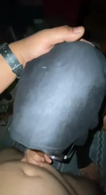 Jilbab Hitam Tobrut Hyper Sex