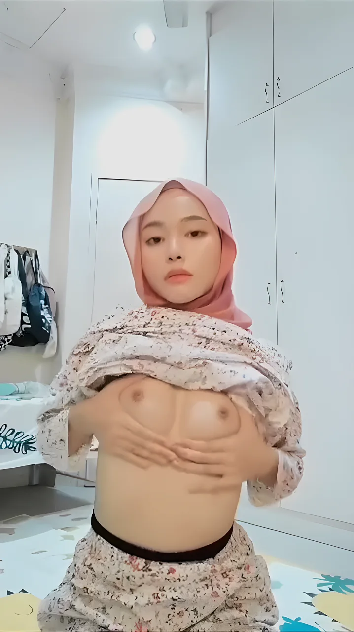 Sera Hijab Malay Dicolmekin Pacar bokep video